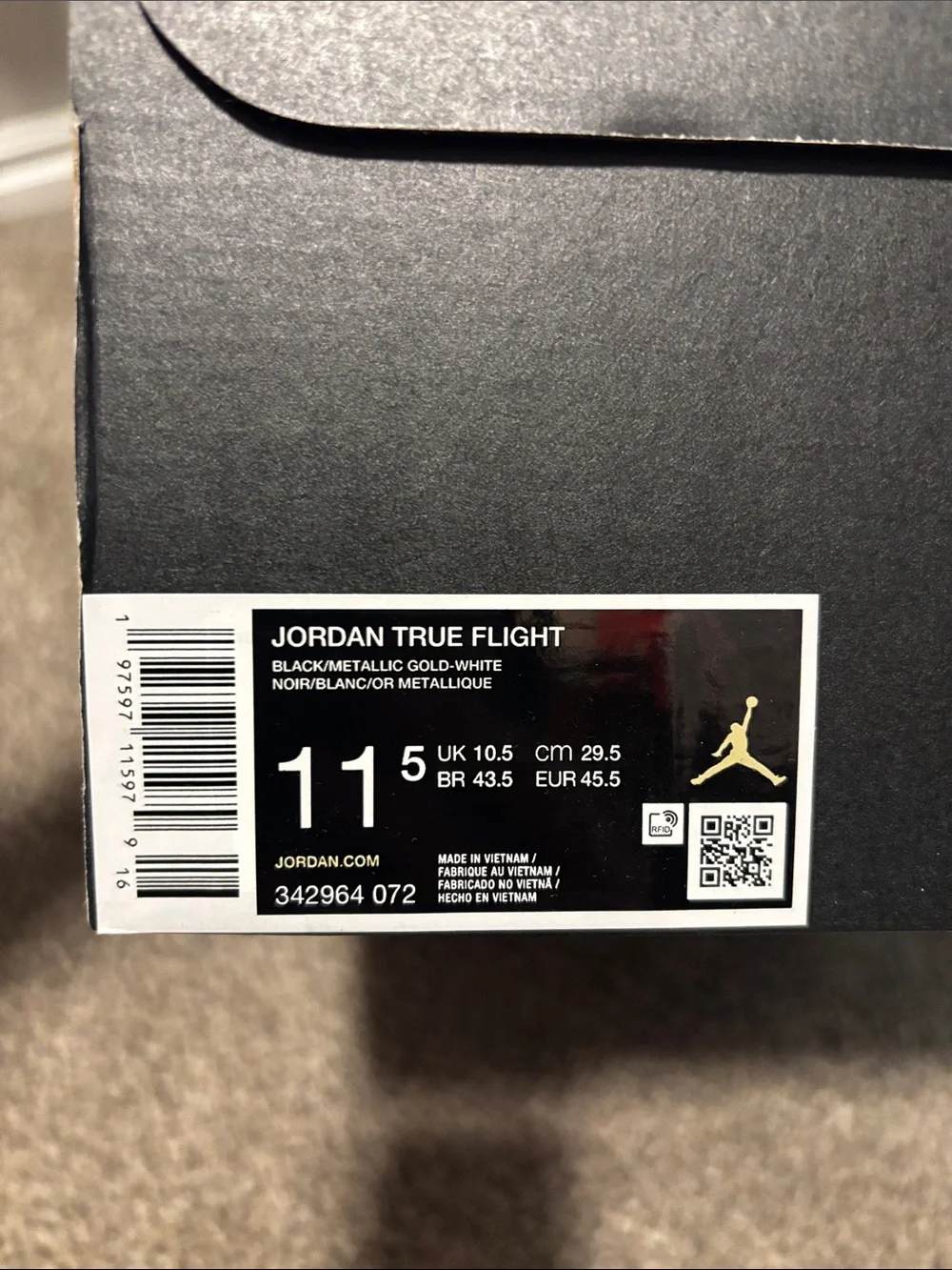 Men's Black and Yellow Basketball Sneakers